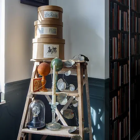 Maison Etadame Nyaraló *